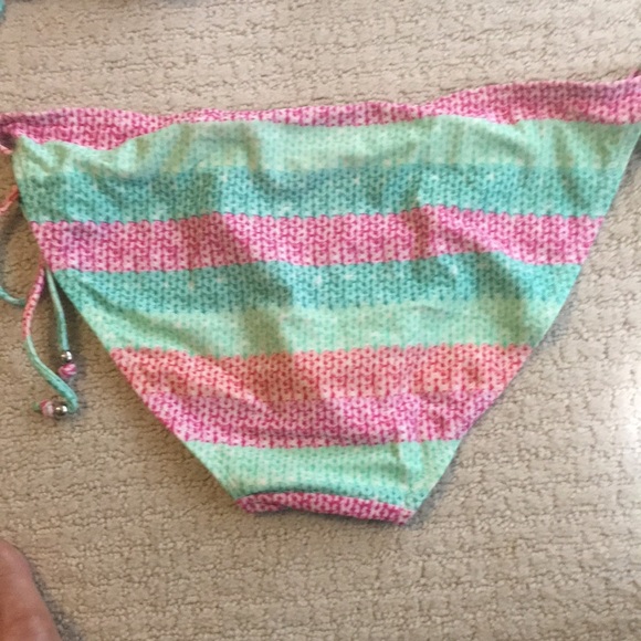 Vibrant Bikini Set - Picture 2 of 12